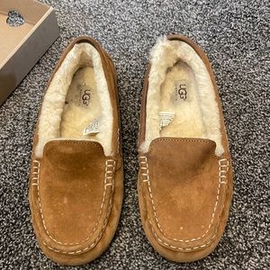 Womens ugg slippers